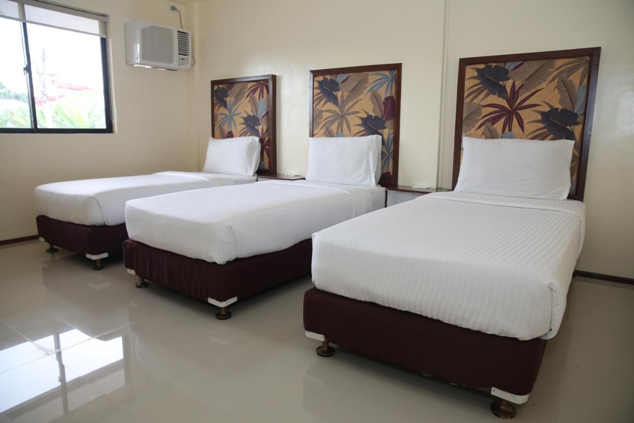 Eon Centennial Resort Hotel & Waterpark Iloilo City Exterior foto